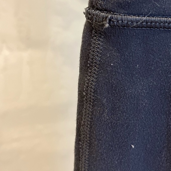 Lululemon Skinny Will Crop | Size 4 | Grey | Pockets & Drawstring - Picture 4 of 6